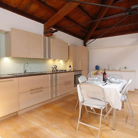 Politeama Lucy Loft Apartamento Palermo