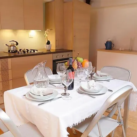Politeama Lucy Loft Apartamento